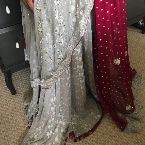 Zainab Chottani brand new Silver Gray Bridal - Picture 7 of 8